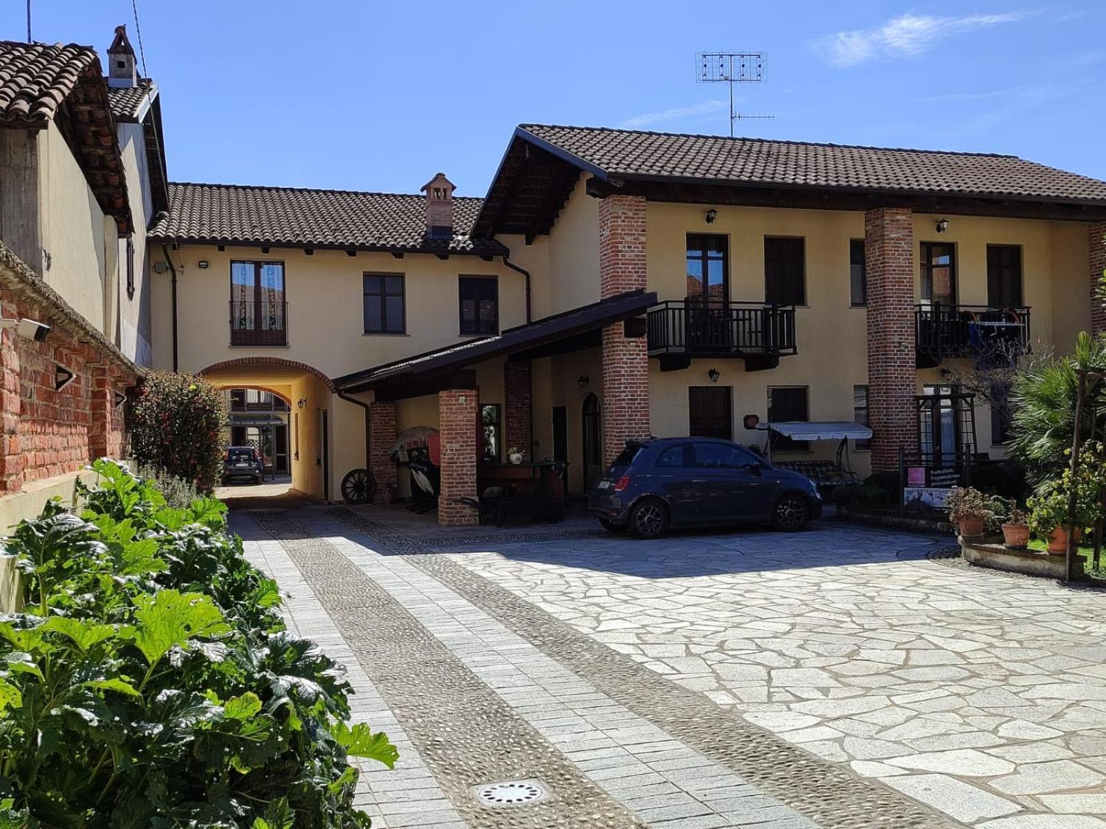 Al Calar Della Sera Sommariva del Bosco Экстерьер фото